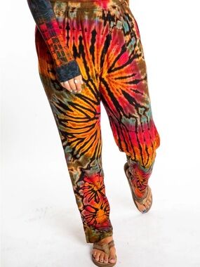NWT Vibrant Multi-Color Tie-Dye Harem Pants - One Size